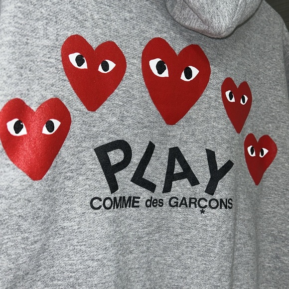 ❤️Comme Des Garçons PLAY✨ Gray Zip Up Graphic Hoodie Sweatshirt Size small - Picture 10 of 15